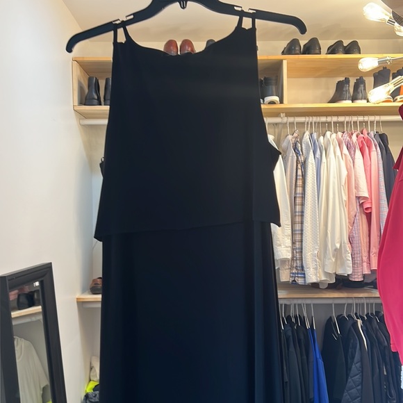 Classy Black Dress! - Picture 3 of 3